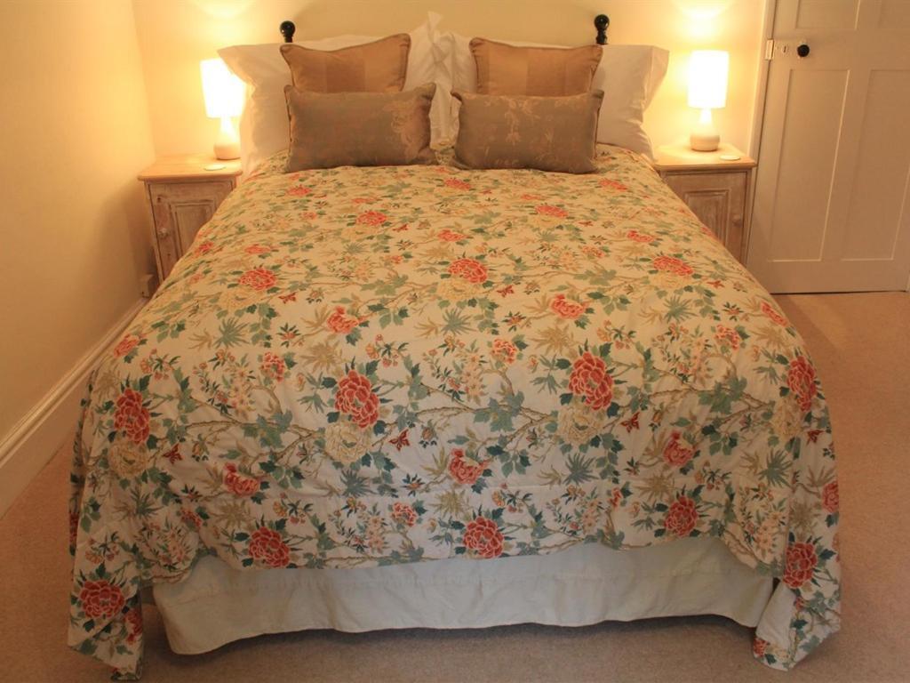 Church Farmhouse B & B Kennett Dış mekan fotoğraf